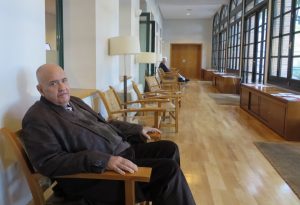 2 El poeta Carlos Nejar en la residencia de Estudiantes de Madrid (Foto de J. Alencar)